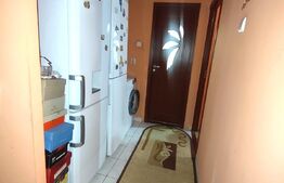 Apartament de 3 camere, 73 mp utili, zona Sectia 2 Politie