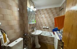 Apartament de 4 camere, decomandat, Rovine