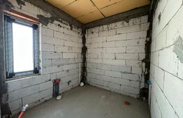 Casă semi-finisată P + E, 111 mp utili, teren 339 mp, Pielești, zona Magnolia