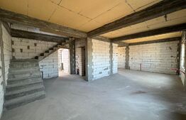 Casă semi-finisată P + M, 110 mp utili, teren 339 mp, Pielești, zona Magnolia