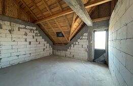 Casă semi-finisată P + M, 110 mp utili, teren 339 mp, Pielești, zona Magnolia