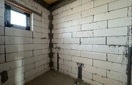 Casă semi-finisată P + E, 119 mp utili, teren 339 mp, Pielești, zona Magnolia