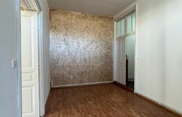 Casa 4 camere,163 mp + 170 mp teren ,in zona Medicina Veche 