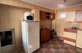 Casa 4 camere,163 mp + 170 mp teren ,in zona Medicina Veche 