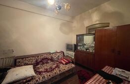 Casa cu 3 camere, 90 mp, zona centrala