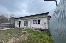 Casa 3 camere ,83 mp,230 mp teren,zona Câmpia Islaz 