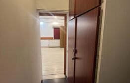 Oportunitate unică! Apartament de 2 camere, 55 mp, în inima orașului, perfect și pentru spațiu comercial