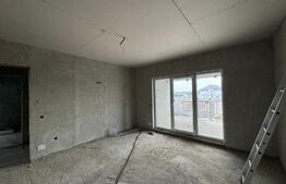 Casă semifinisată P + E de 190 mp utili, cu 502 mp teren, zona Ford