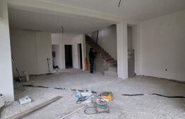 Casa stil mediteranean, 4 camere, 131 mp utili+ teren 400mp,  zona Brestei.