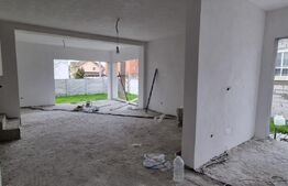 Casa stil mediteranean, 4 camere, 131 mp utili+ teren 400mp,  zona Brestei.