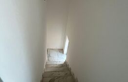 Casa stil meditereanean 140mp si teren 300mp zona Peugeot