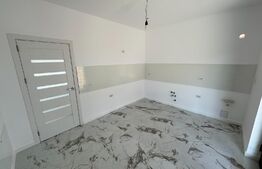 Casă , 3 camere , 86 mp, 300 mp teren, zona Damila