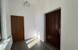 Spațiu birou sau cursuri, 50 mp, zona Centrul Vechi