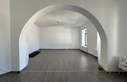 Spațiu birou sau cursuri, 50 mp, zona Centrul Vechi