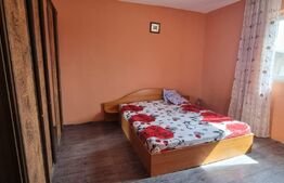 Casa, teren 563 mp , zona Romanesti