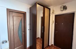 Apartament de 2 camere, decomandat, 48mp , zona  Craiovita Noua