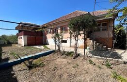 Casa D+P, 4 camere,  200 mp, 1258 mp teren, zona Mofleni 