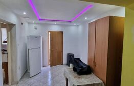 Doua case pe teren 851 mp ,zona Bariera valcii