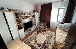 Apartament de 3 camere, decomandat,  în zona Pelendava - 1 Mai