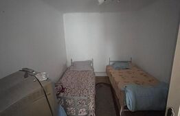 Casa cu 4 camere, cazare muncitori sau sediu firma,  cartierul Romanesti
