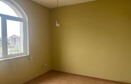 Casa de 450mp utili in apropiera stadionului !!