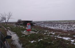 Teren intravilan stradal 17000 mp, toate utilitățile