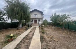 Casă D+P+1 cu teren de 2501mp situată în Craiova în zona de nord