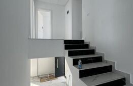 Casă mediteraneană la cheie, 5 dormitoare, teren de 412 mp, zona Teilor Damila