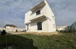 Casă mediteraneană la cheie, 5 dormitoare, teren de 412 mp, zona Teilor Damila