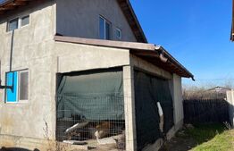 Casă semifinisată P+M cu teren aferent de 320mp situată în cartierul Popoveni