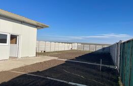 Teren de 430mp cu construcție metalică situat în zona Ghercești/Gârlești