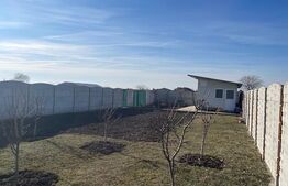 Teren de 430mp cu construcție metalică situat în zona Ghercești/Gârlești