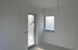 Casă nouă mediteranean cu 4 dormitoare situată în zona Damila/Selgros