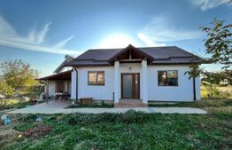 Casă parter la cheie, 104 mp utili, 500/1000 mp teren, Plaiul Vulcănești