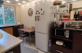 Apartament cu 3 camere decomandat, etajul 1, zona Stomatologie-Rotonda 