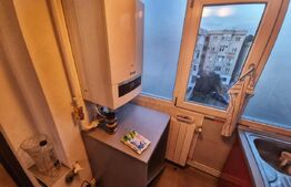 Apartament 3 camere, 79 mp, Zona Liceul de Chimie