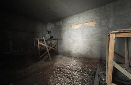 Casa la rosu, 230 mp teren, zona Gazeta de Sud