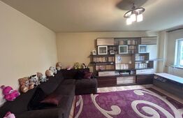 Apartament cu 3 camere, 74mp, zona Politia Amaradia