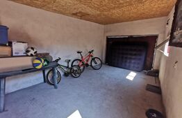  Casă individuală de 105 mp utili, 781 mp teren, terasa, strada Brestei