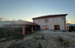 Casă 354 mp utili cu hală 228 mp, teren 1.881 mp, Malu Mare