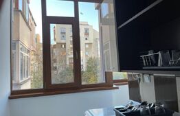 Apartament cu 2 camere, centrală termică, Calea București, lângă Universitate