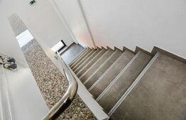 Hale si clădire birouri clasa A, 3425 mp, 7350 mp teren, zona Aeroport