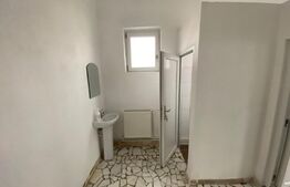Cladire cu destinație mixta, 570 mp, acces E79, zona Isalnita