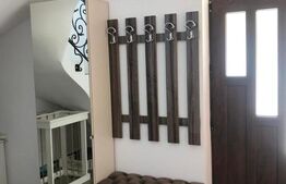 Casa moderna, 5 camere, 230 mp, zona Ford