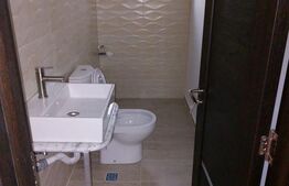 Apartament 3 camere, 74 mp, 2 bai, boxa, zona Sidney