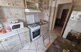 Apartament 3 camere decomandat, 1 Mai zona Targ