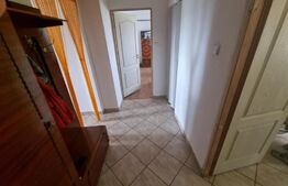 Apartament 3 camere decomandat, 1 Mai zona Targ