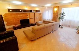 Apartament de 3 camere, centrală termică, prima închiriere, strada Dezrobirii