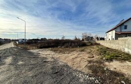 Teren intravilan 614 mp, 13 m deschidere, toate utilitățile, cartier Pelendava