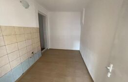 Casa pe parter ,teren de 297mp, zona Peco Romanesti